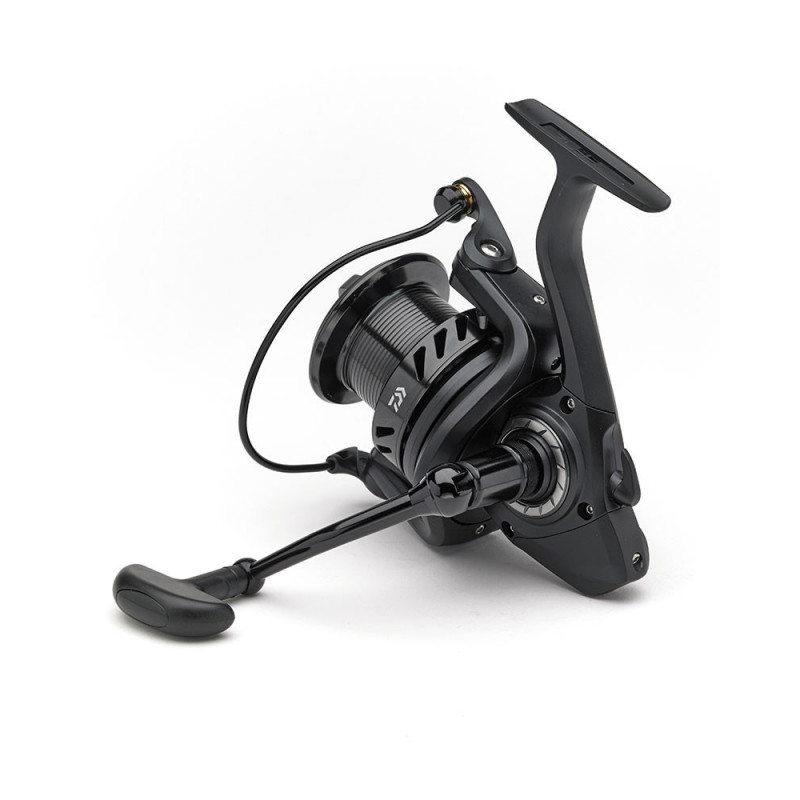 Daiwa black widow кресло