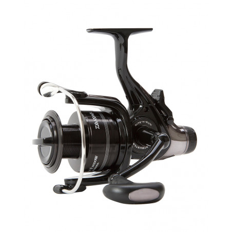 Daiwa black widow кресло